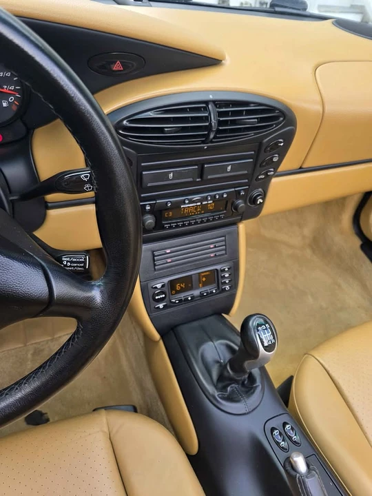 2001 Porsche 986 Boxster - Image 8 of 16