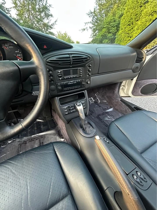 2001 Porsche 986 Boxster - Image 7 of 16