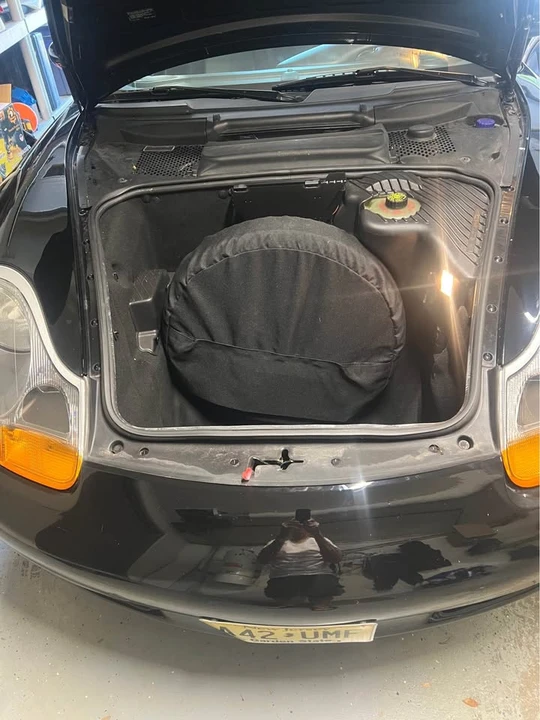2001 Porsche 986 Boxster - Image 7 of 9