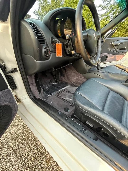 2001 Porsche 986 Boxster - Image 9 of 16