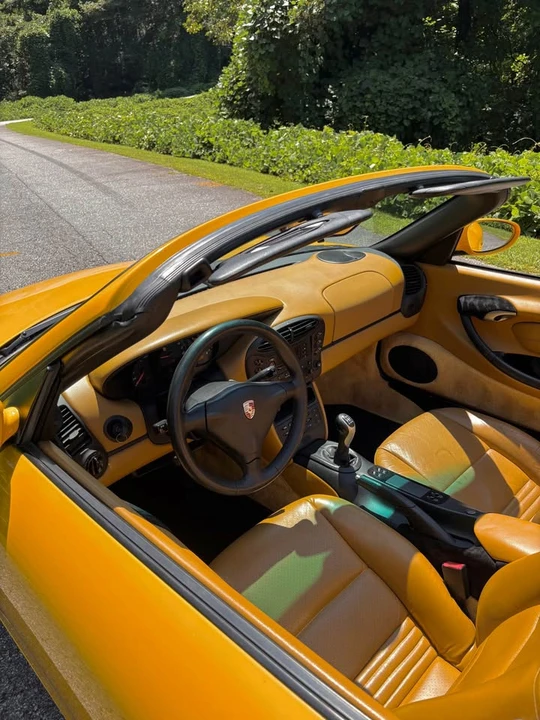 2001 Porsche 986 Boxster - Image 10 of 11