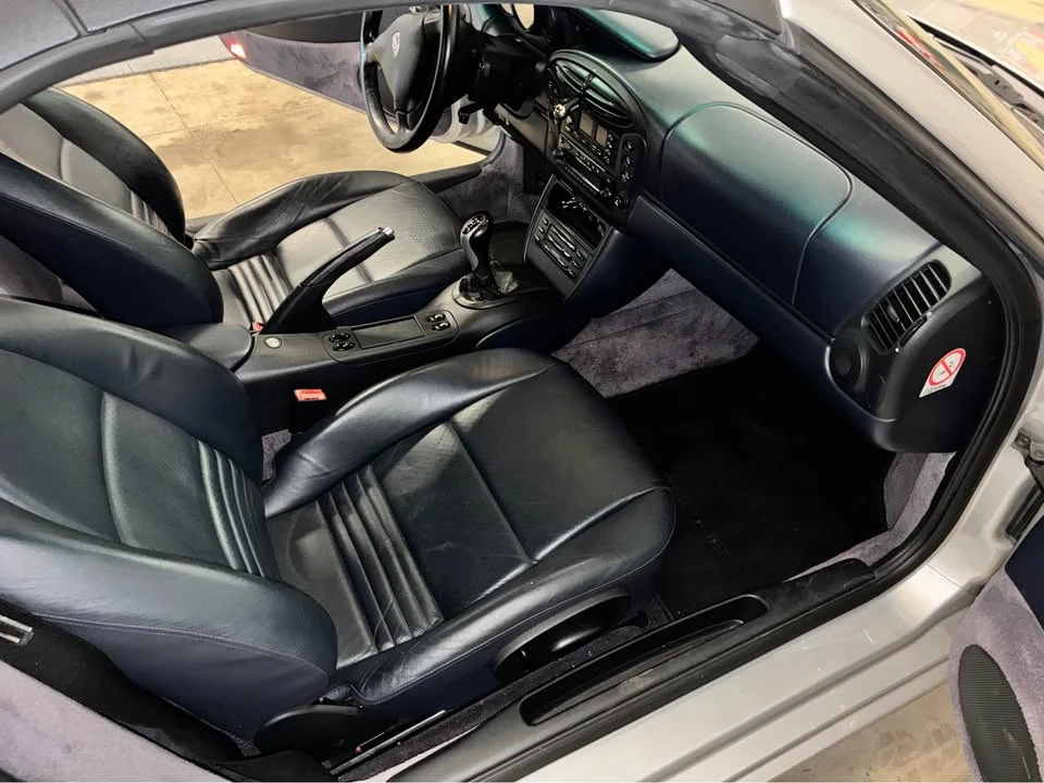 2001 Porsche 986 Boxster - Image 12 of 20