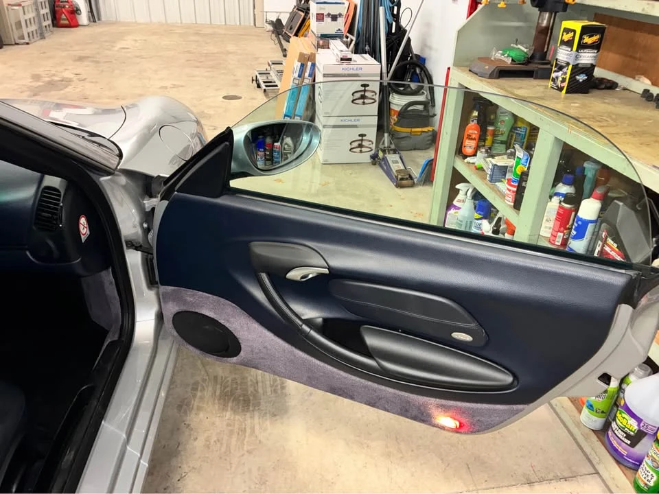 2001 Porsche 986 Boxster - Image 13 of 20