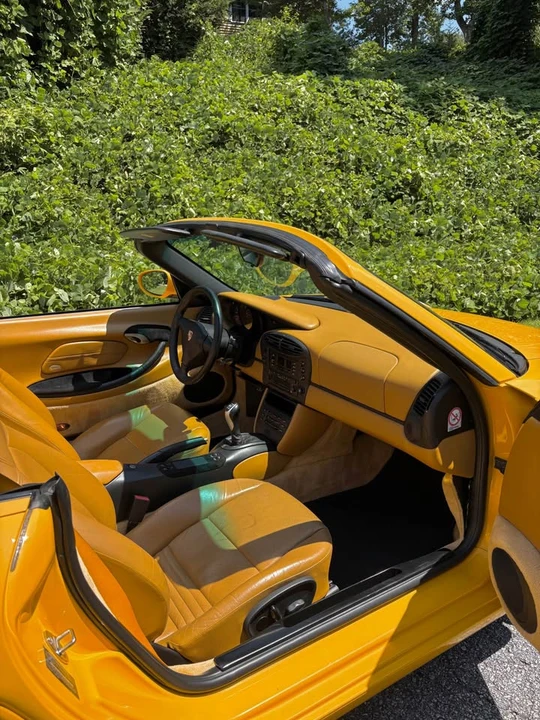 2001 Porsche 986 Boxster - Image 8 of 11