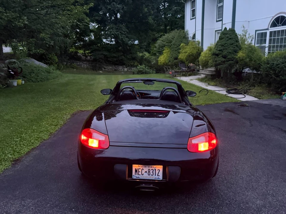 2001 Porsche 986 Boxster - Image 3 of 11