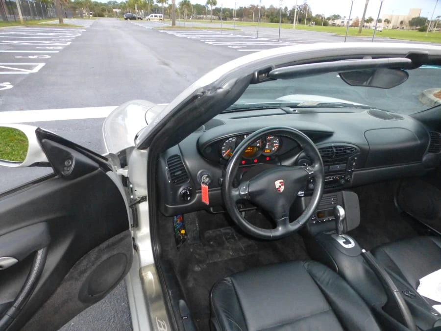 2001 Porsche 986 Boxster - Image 4 of 6