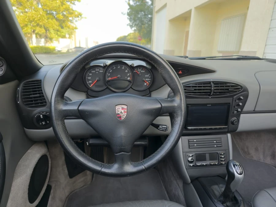 2001 Porsche 986 Boxster - Image 14 of 20