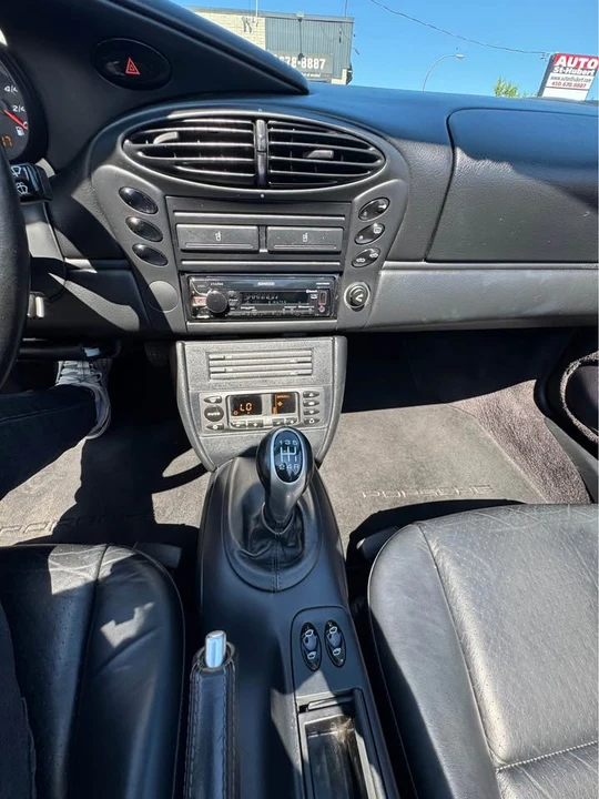 2001 Porsche 986 Boxster - Image 14 of 15