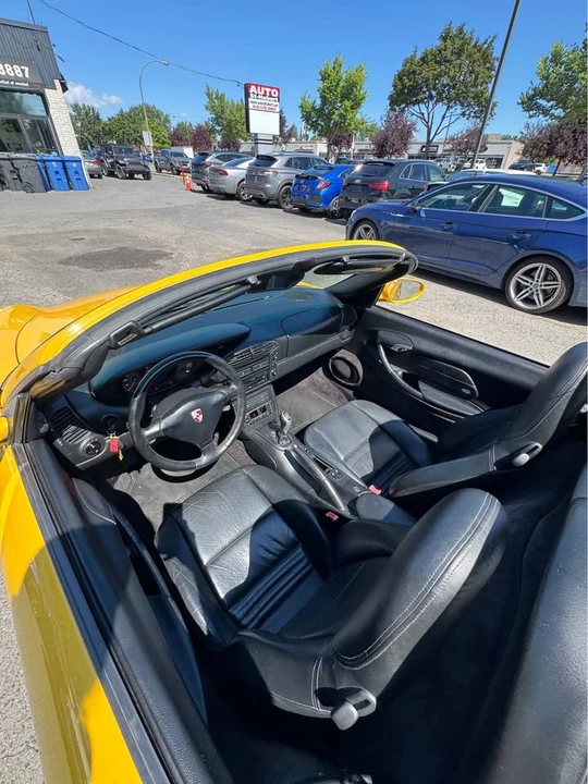 2001 Porsche 986 Boxster - Image 11 of 15