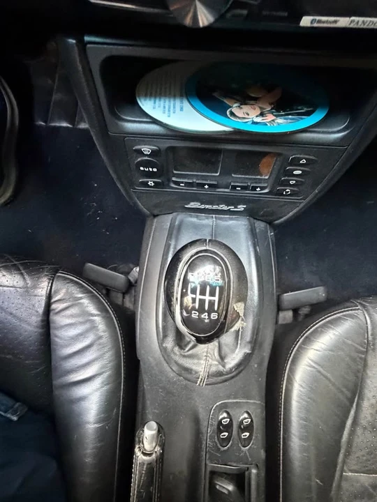2001 Porsche 986 Boxster - Image 11 of 14