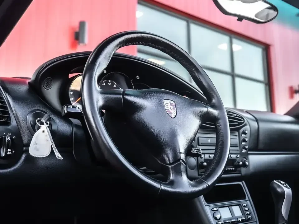 2001 Porsche 986 Boxster - Image 7 of 18