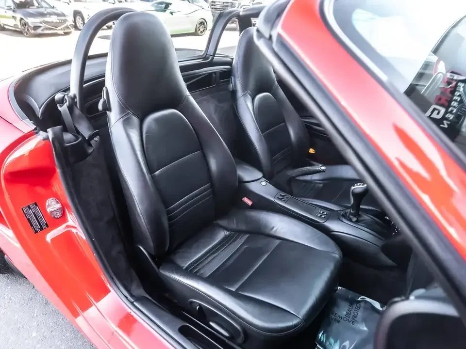 2001 Porsche 986 Boxster - Image 15 of 18