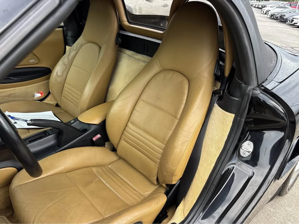 2001 Porsche 986 Boxster - Image 7 of 12