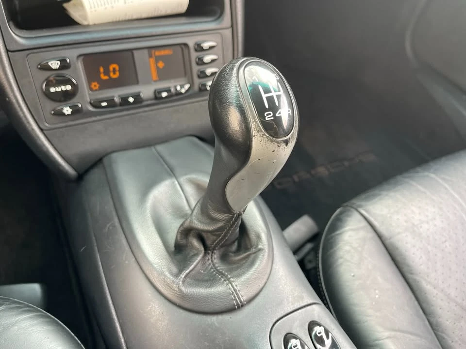 2001 Porsche 986 Boxster - Image 17 of 19