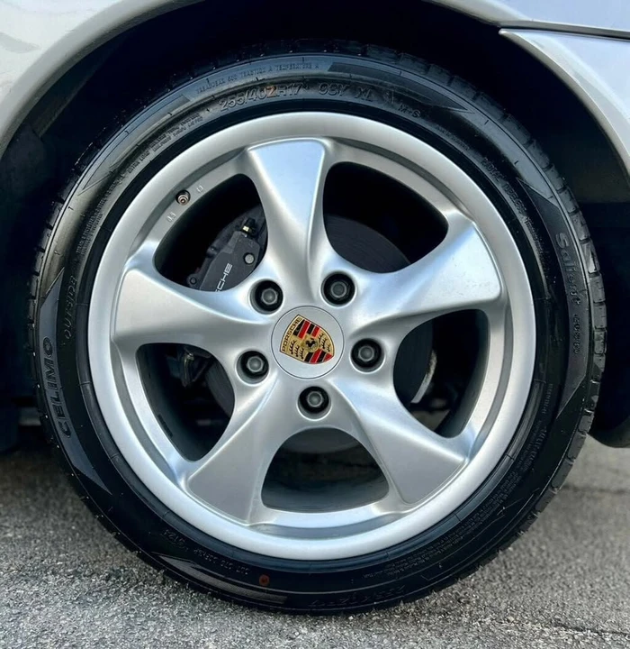 2001 Porsche 986 Boxster - Image 16 of 20