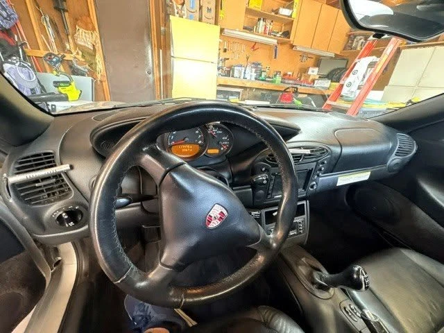 2001 Porsche 986 Boxster - Image 15 of 16
