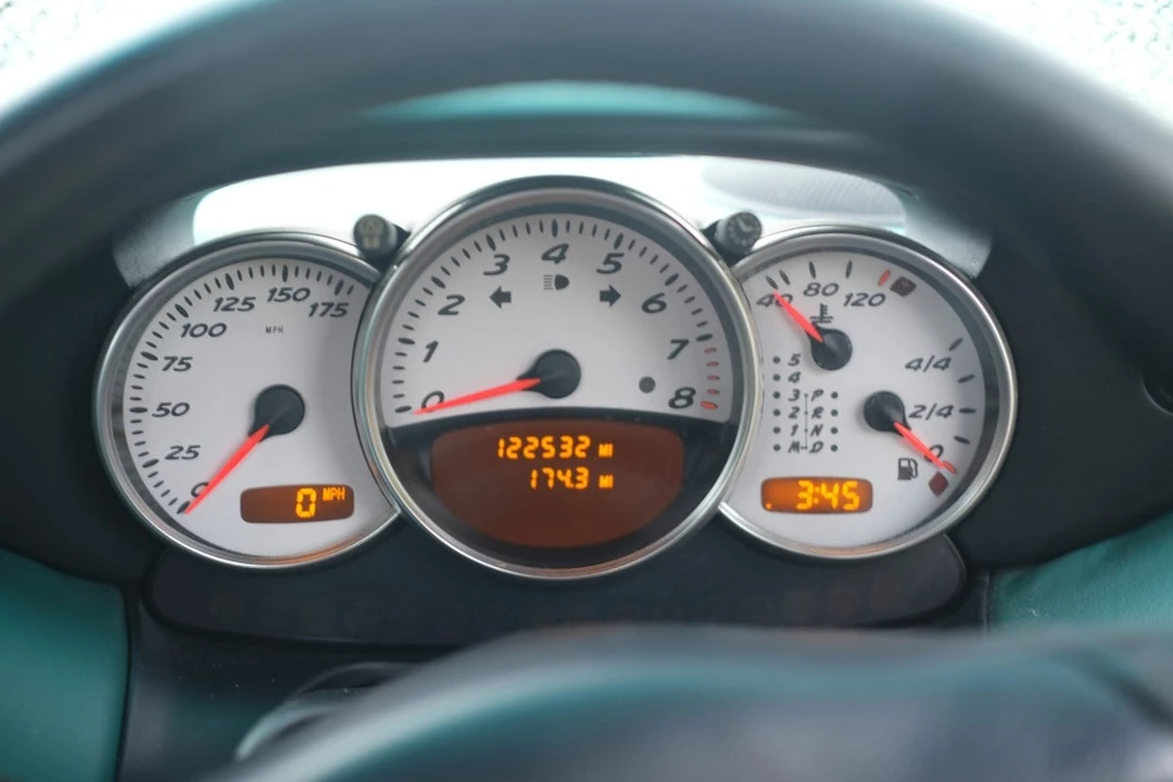2001 Porsche 986 Boxster S - Image 24 of 30