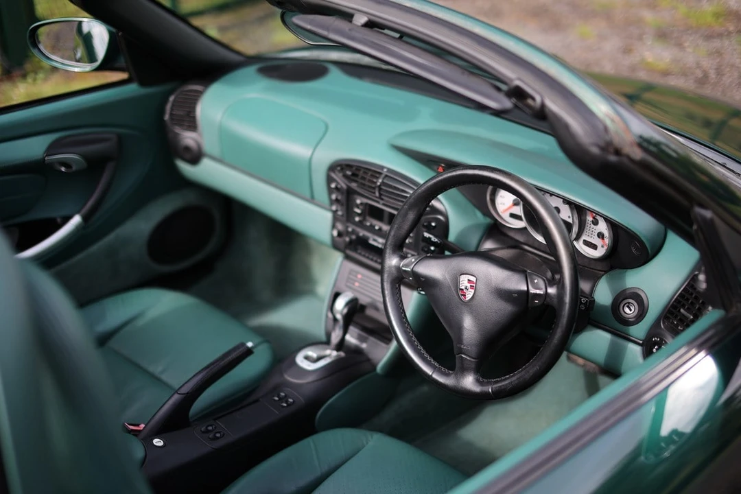 2001 Porsche 986 Boxster S - Image 27 of 30