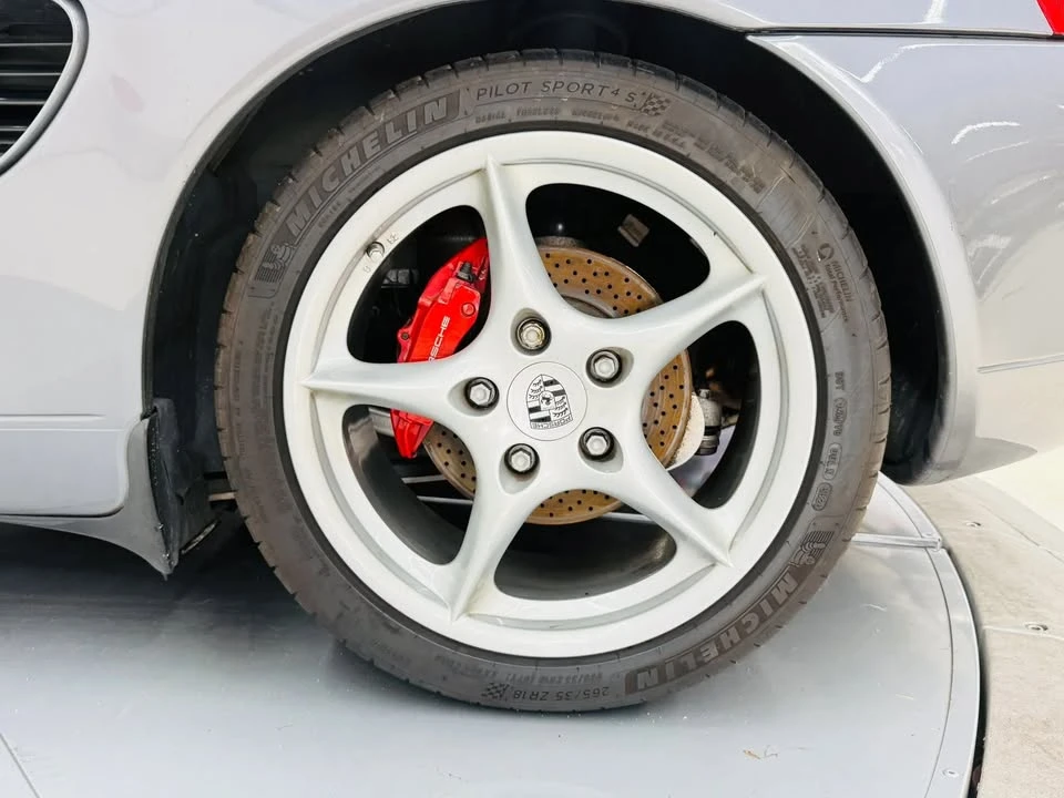 2001 Porsche 986 Boxster S - Image 12 of 17