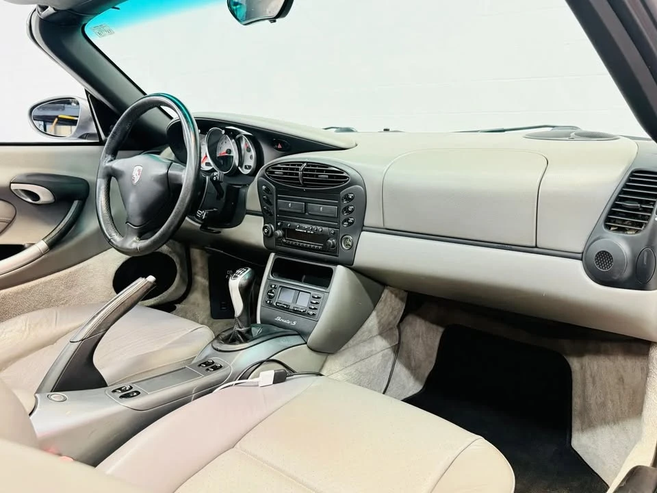 2001 Porsche 986 Boxster S - Image 14 of 17