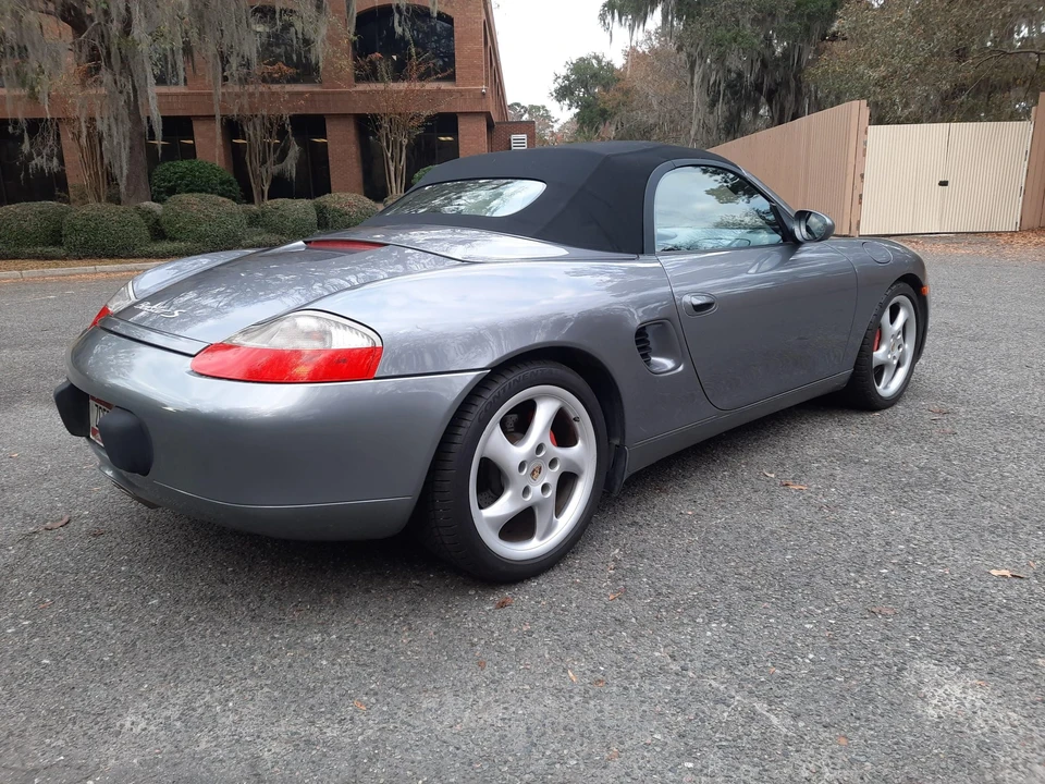 2001 Porsche 986 Boxster S - Image 11 of 31