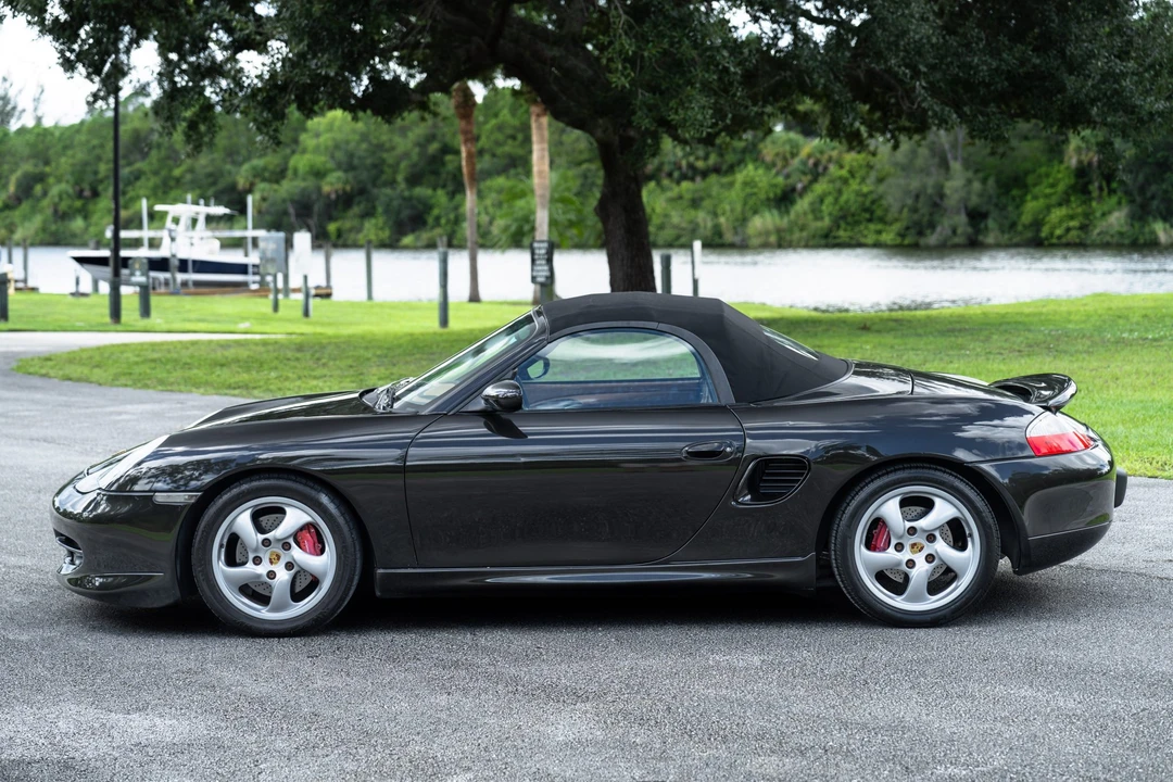 2001 Porsche 986 Boxster S - Image 23 of 31