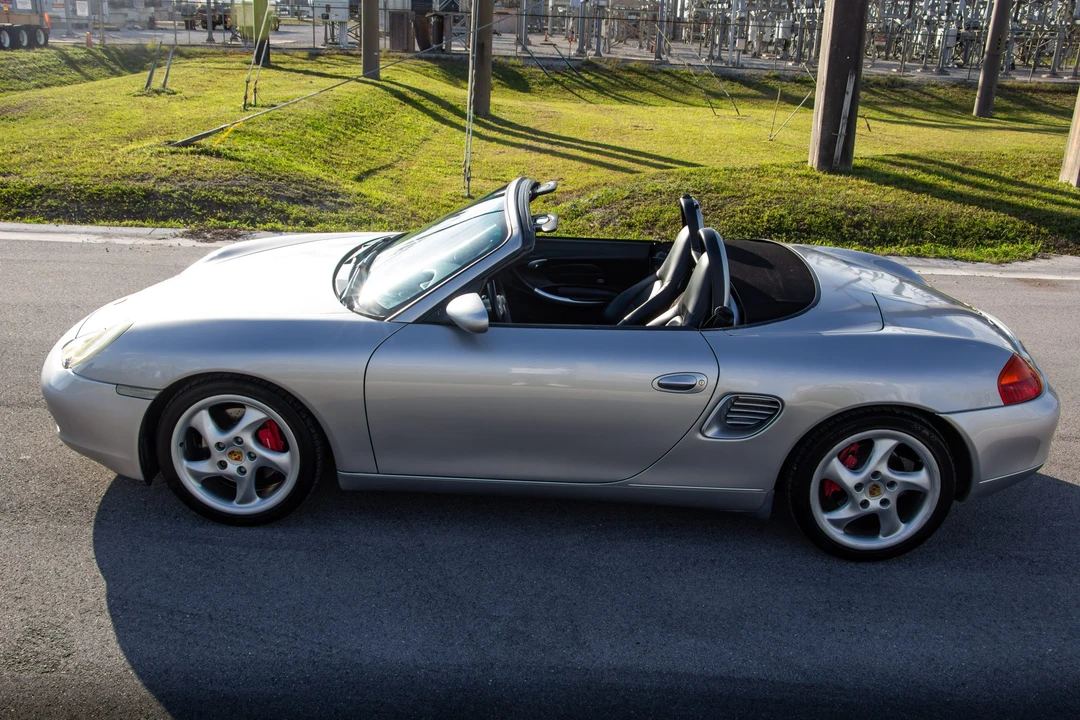 2001 Porsche 986 Boxster S - Image 16 of 31