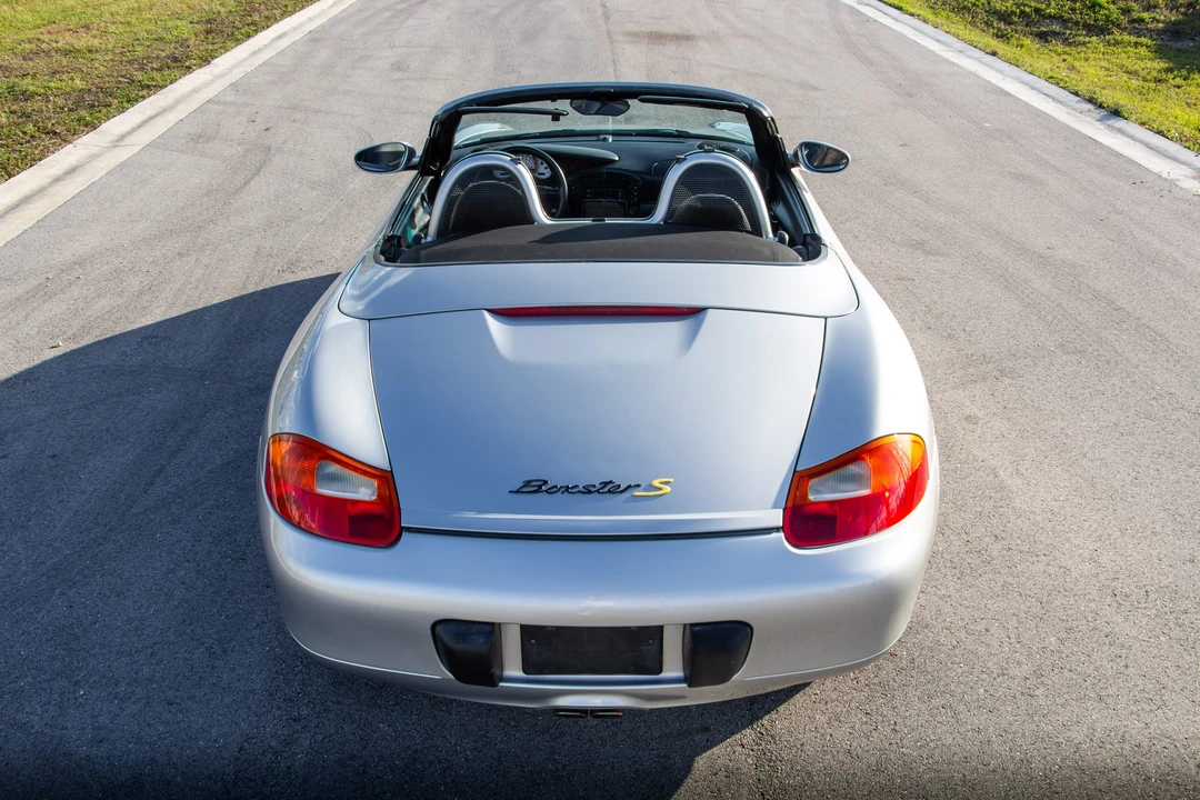 2001 Porsche 986 Boxster S - Image 13 of 31