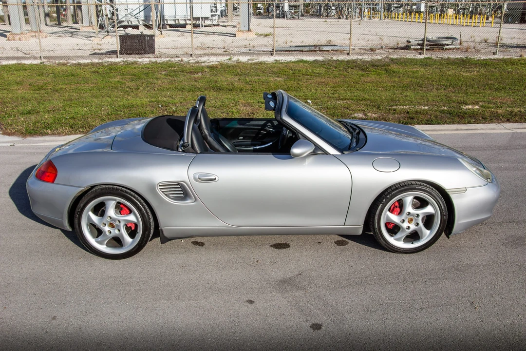 2001 Porsche 986 Boxster S - Image 10 of 31