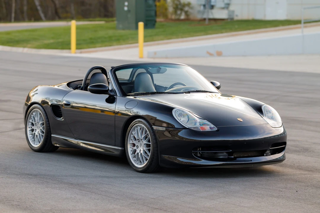2001 Porsche 986 Boxster S - Image 14 of 31