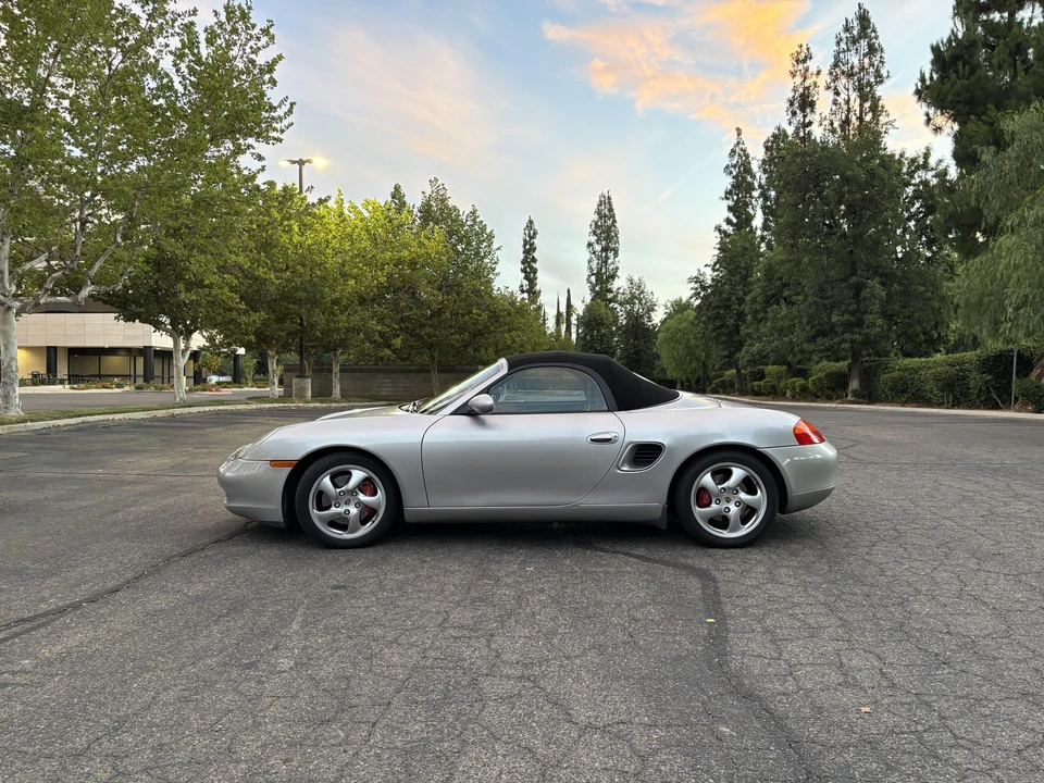 2001 Porsche 986 Boxster S - Image 25 of 31
