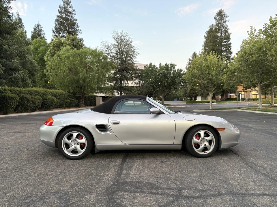 2001 Porsche 986 Boxster S - Image 17 of 31