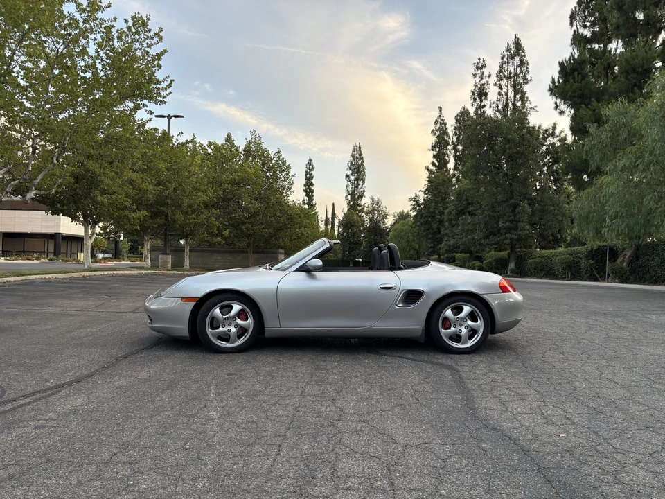 2001 Porsche 986 Boxster S - Image 11 of 31