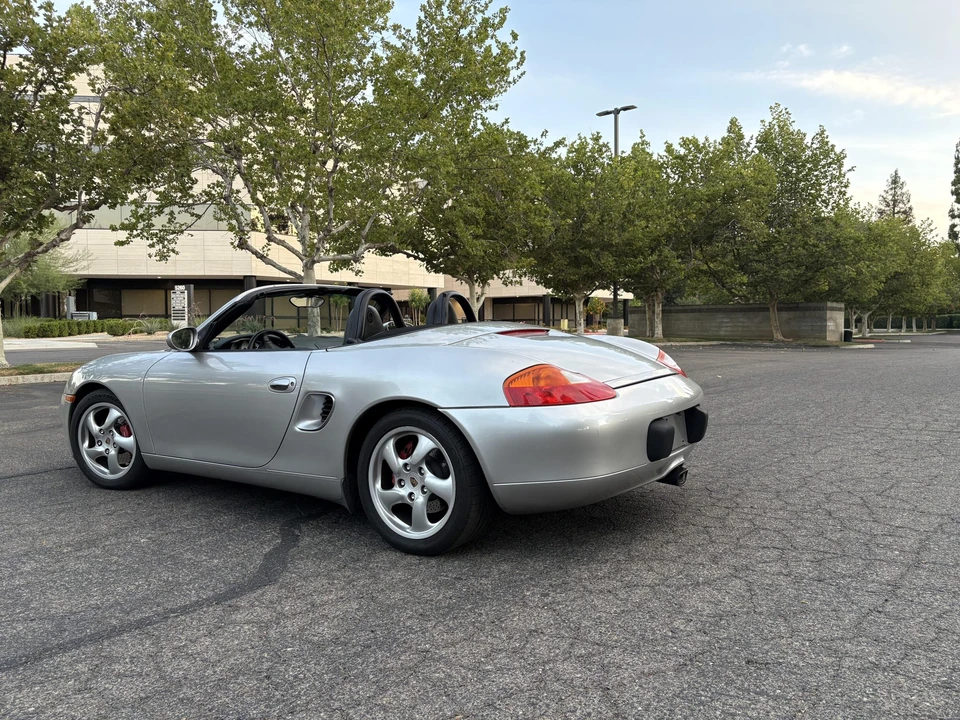 2001 Porsche 986 Boxster S - Image 10 of 31