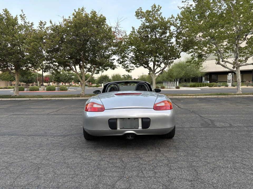2001 Porsche 986 Boxster S - Image 8 of 31