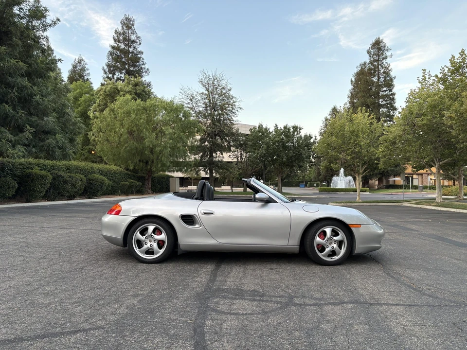 2001 Porsche 986 Boxster S - Image 6 of 31