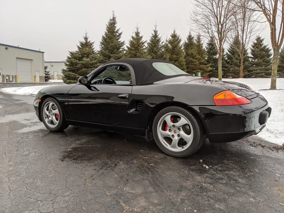 2001 Porsche 986 Boxster S - Image 15 of 31