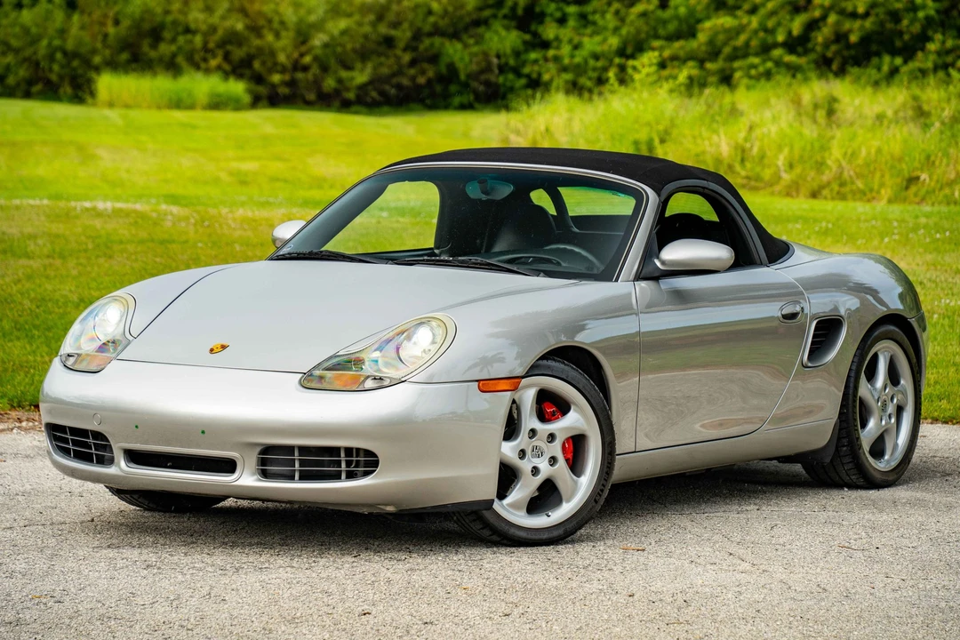 2001 Porsche 986 Boxster S - Image 2 of 31