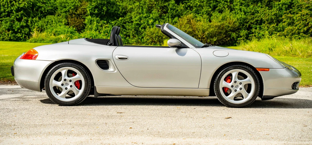 2001 Porsche 986 Boxster S - Image 12 of 31