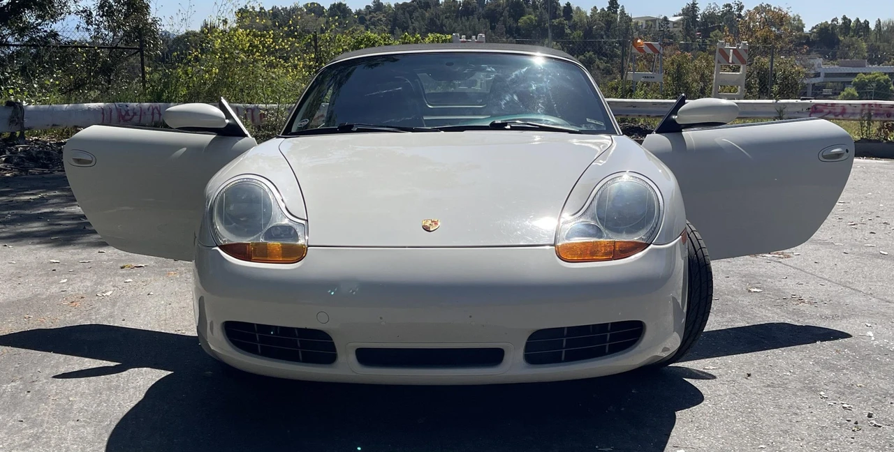 2001 Porsche 986 Boxster S - Image 28 of 31