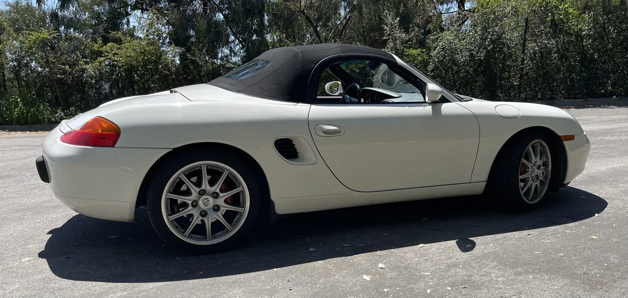2001 Porsche 986 Boxster S - Image 16 of 31