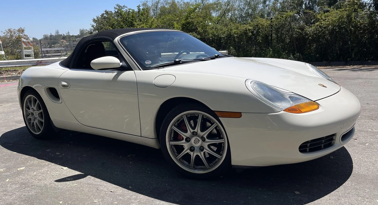 2001 Porsche 986 Boxster S - Image 13 of 31