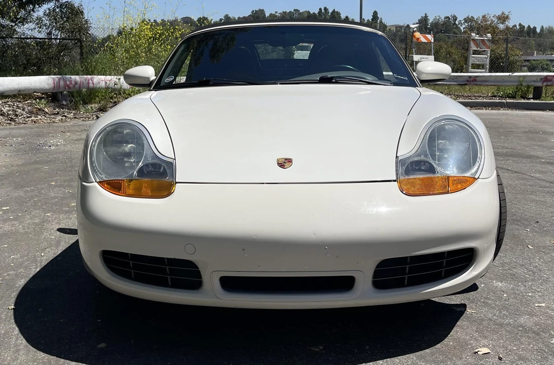 2001 Porsche 986 Boxster S - Image 9 of 31