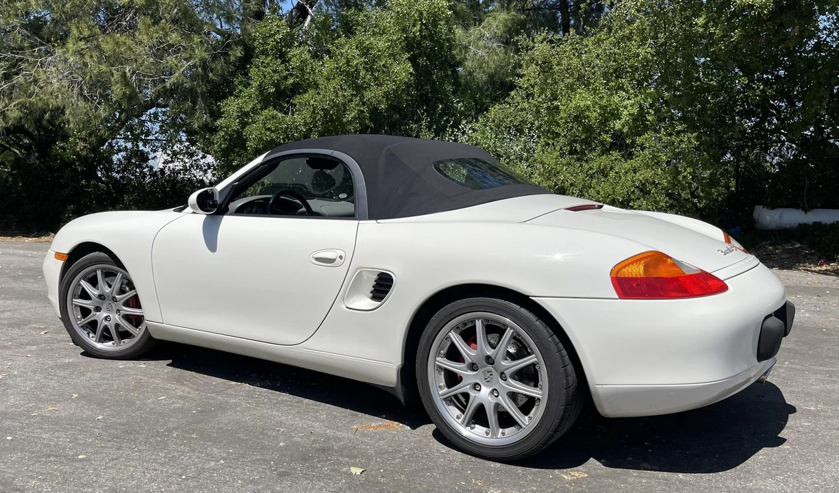 2001 Porsche 986 Boxster S - Image 23 of 31