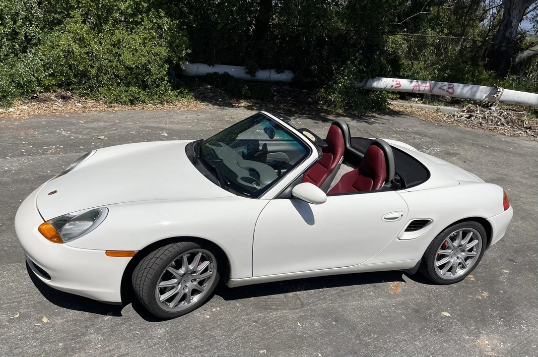2001 Porsche 986 Boxster S - Image 2 of 31