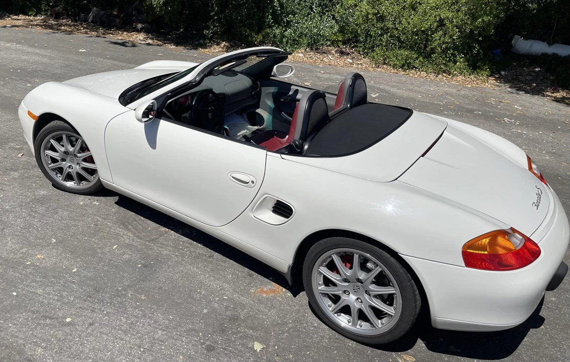 2001 Porsche 986 Boxster S - Image 21 of 31