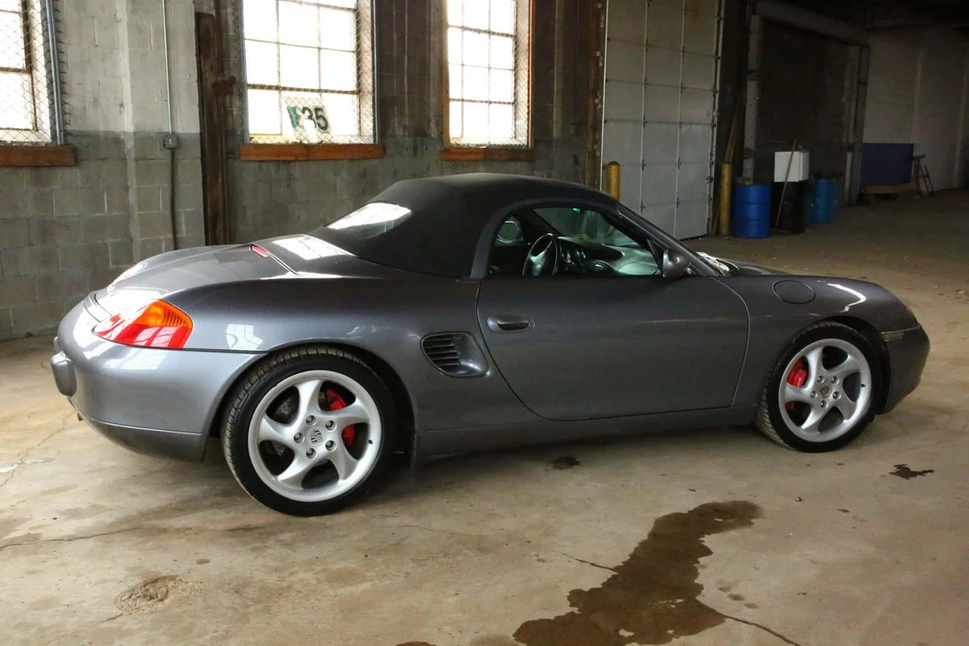 2001 Porsche 986 Boxster S - Image 6 of 31