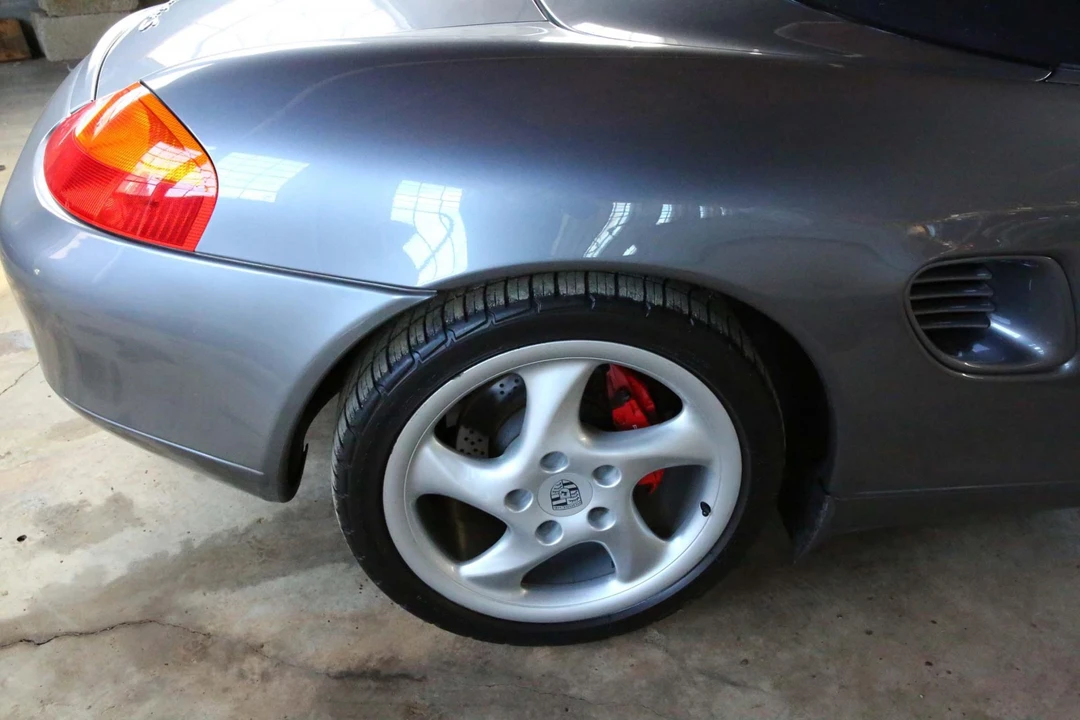 2001 Porsche 986 Boxster S - Image 22 of 31