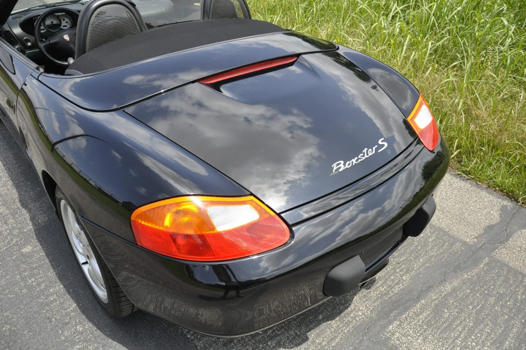 2001 Porsche 986 Boxster S - Image 23 of 31
