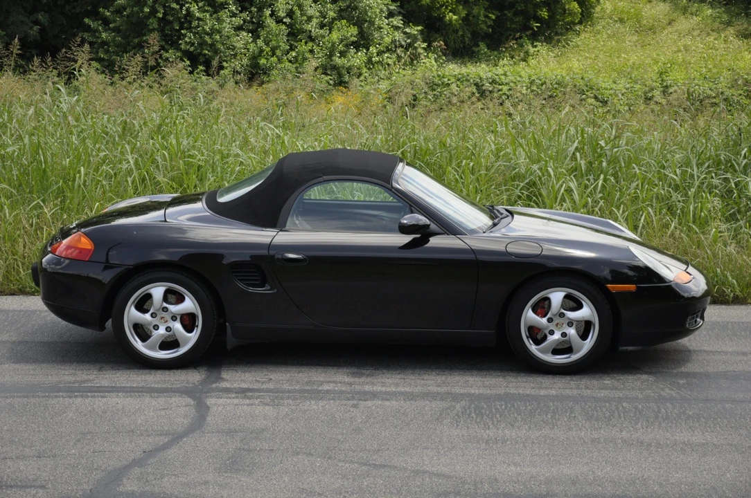 2001 Porsche 986 Boxster S - Image 19 of 31